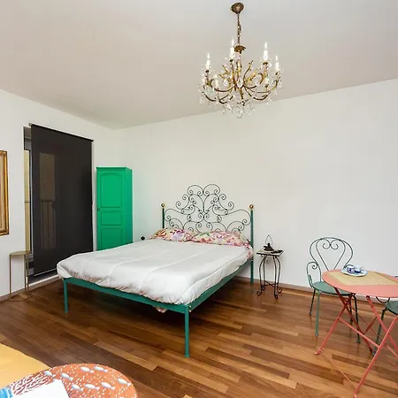 Morese En Appartement Salerno